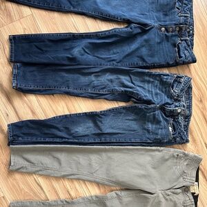 Jeans size 4 Aeropostale democracy
